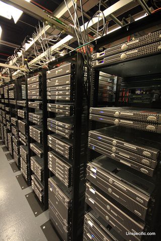 Eaton 9355 three-phase UPS
